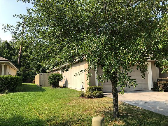 3rd image of 503 Apple Creek Dr