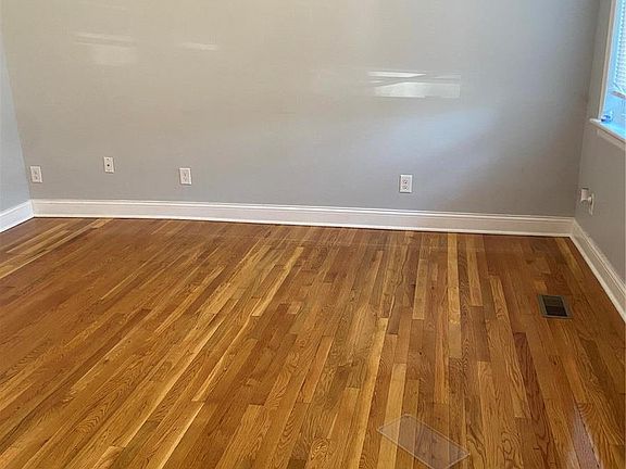 5th image of 8408 Pennsylvania Ave