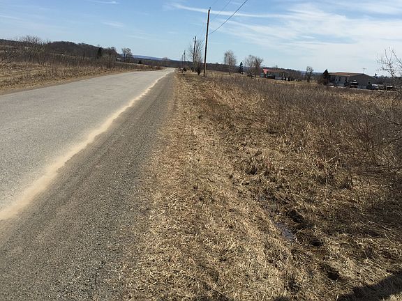 3rd image of 560 Cronkhite Road