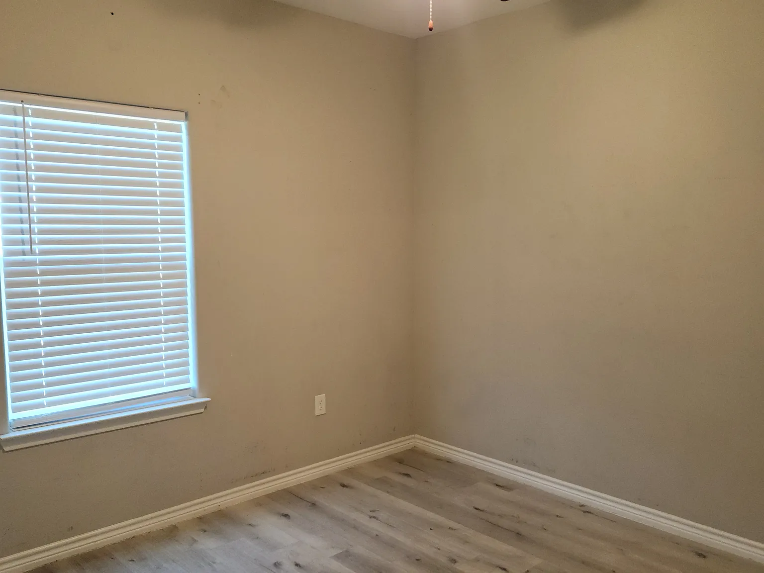 545 Euclid St — Photo 3