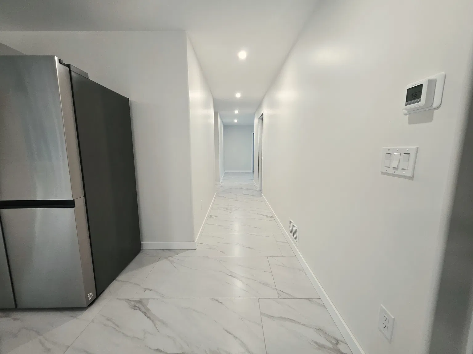 1227 Ross Ave — Photo 4