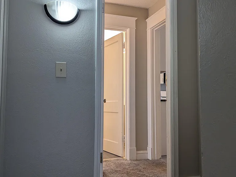 5005 Walnut St #2 — Photo 12