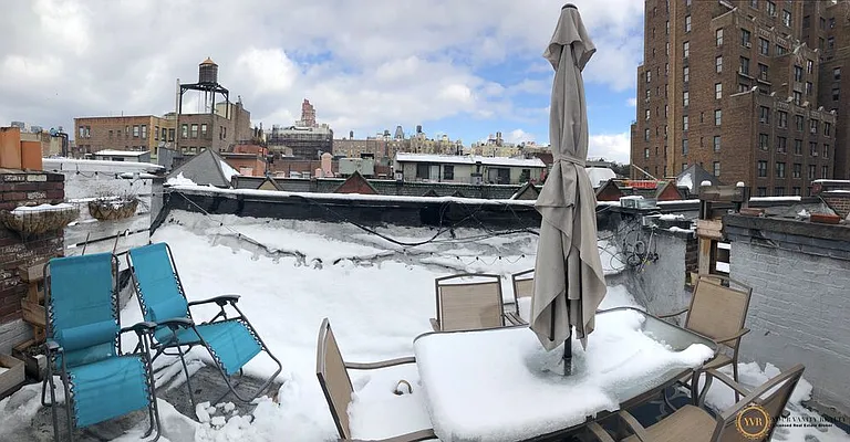 Rented by Your Vanity Realty | media 18