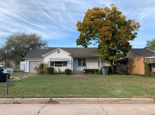 2425 SW C Ave, Lawton, OK 73505