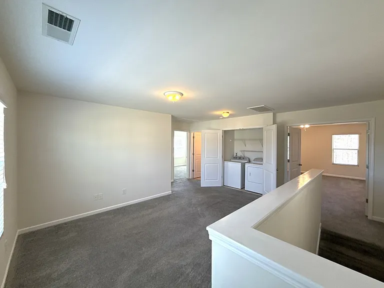 354 Cornielle Ln — Photo 17