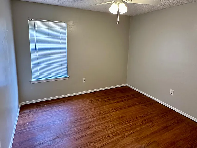 847 Pine Knoll Ct — Photo 9