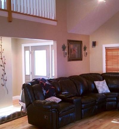 4th image of 542 Highpoint Cir N