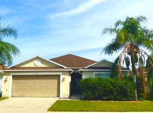 1748 Strathmore Cir, Mount Dora, FL 32757