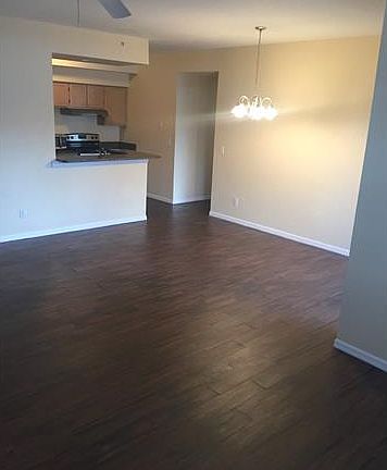 4th image of 4720 Saint Croix Ln APT 122