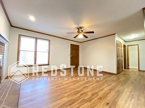 5th image of 2207 Holland Ave