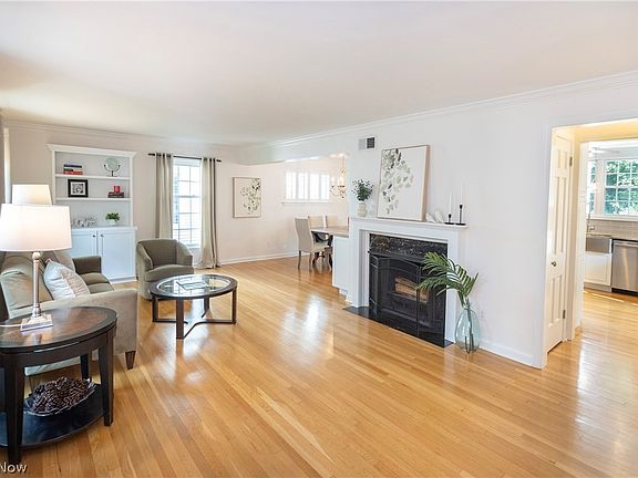5th image of 20880 Beaconsfield Blvd