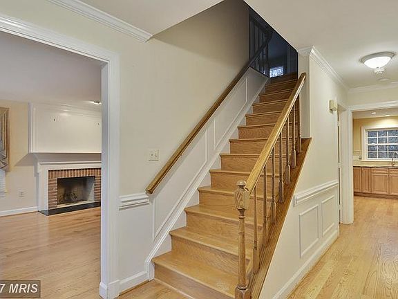5th image of 15509 Summer Grove Ct