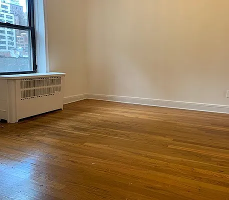 Rented by Dynamik Realty | media 17