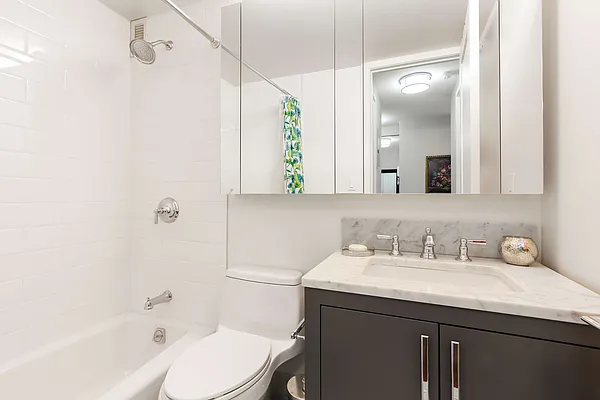 Sold by Compass | media 9