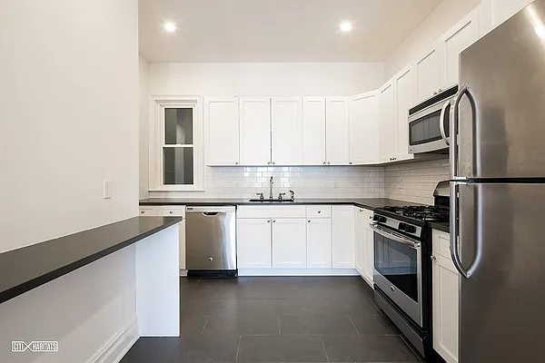 Rented by Citi Habitats | media 19