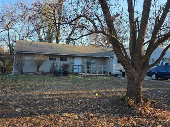 10726 Sycamore Ter, Kansas City, MO 64134