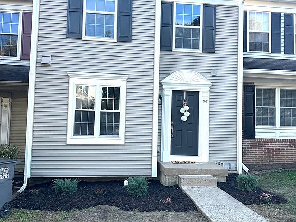 2nd image of 1947 Inglebrook Dr