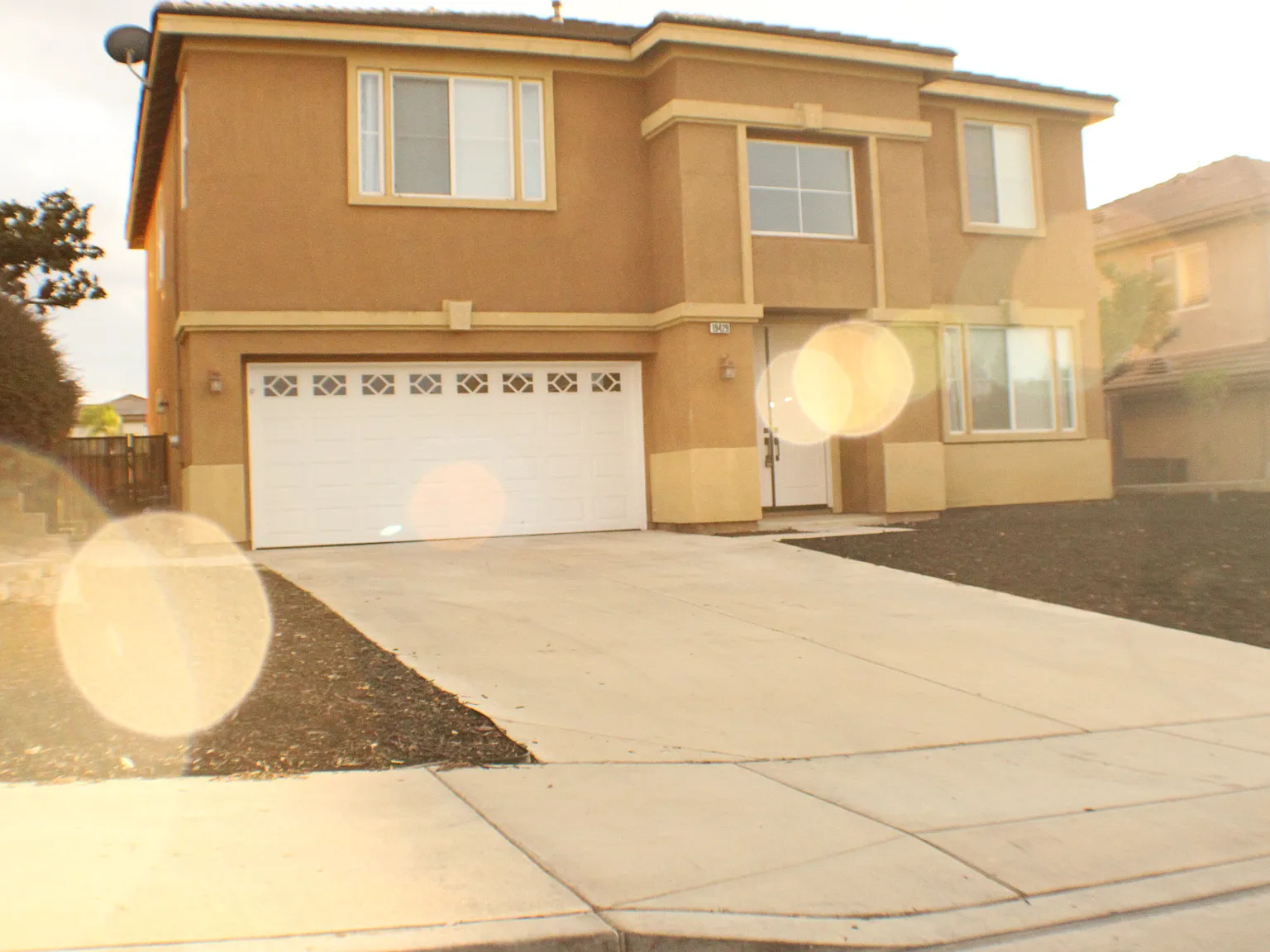 5 bed, 2900 sqft, $8,000 — Photo 3