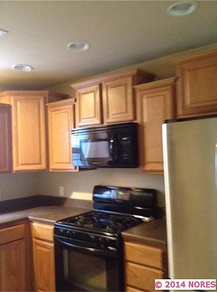 1st image of 8959 S 257th Pl E
