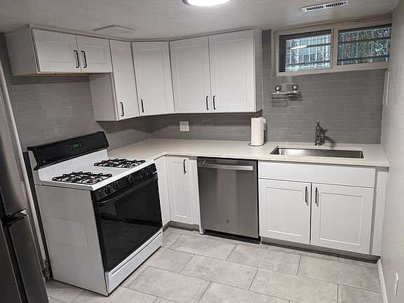 4th image of 1134 N Downing St APT 3