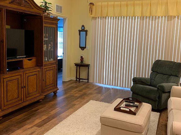 Great Room Slider Access to Screened Lanai