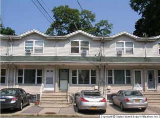 19 Amazon Ct, Staten Island, NY 10304