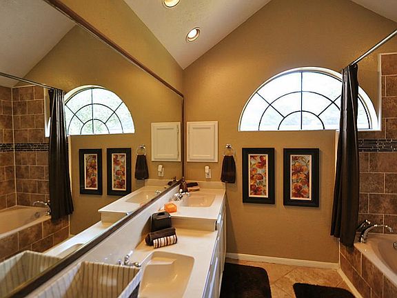 4th image of 3515 Brymoor Ct