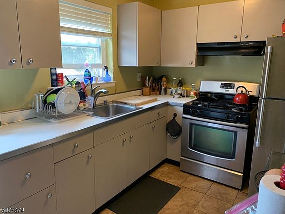 4th image of 38-09 Dobrin Ct APT 3809A-09