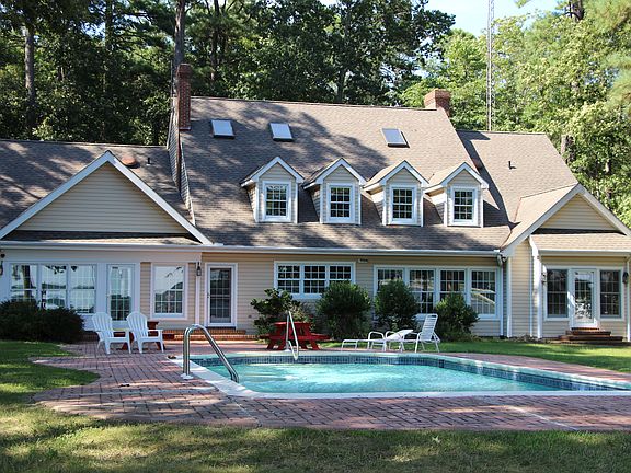 4th image of 6942 Travelers Rest Cir