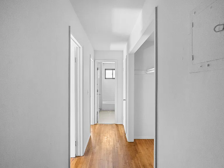 1 & 2 Bedroom - Heat & Hot Water Included - From $1,299 - Save Hundreds Each Season — Photo 11