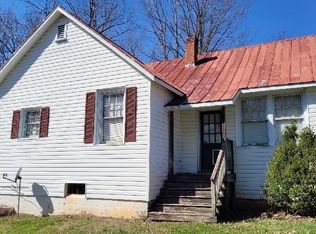 6303 Red House Rd, Appomattox, VA 24522