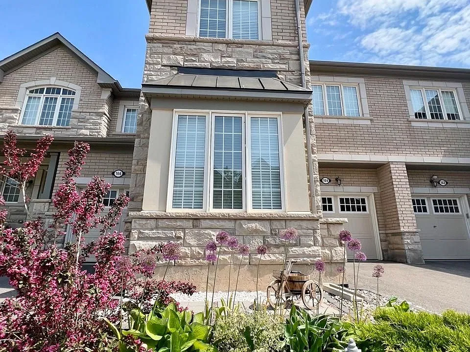164 Beaveridge Ave