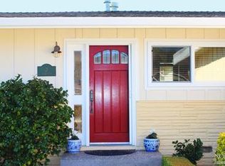 3 Jules Dr, Novato, CA 94947
