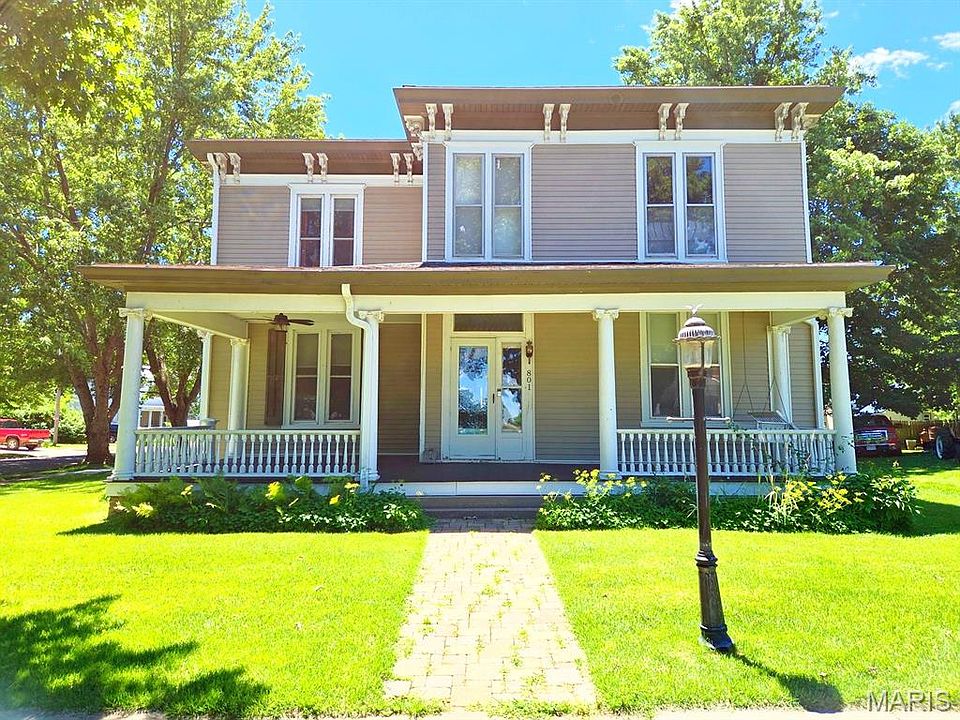 1st image of 801 College St