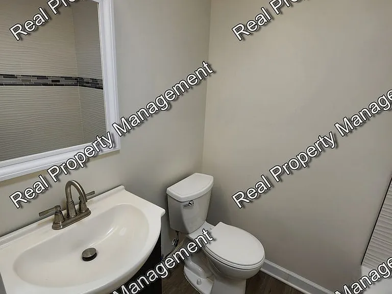 2830 Grand Blvd — Photo 8