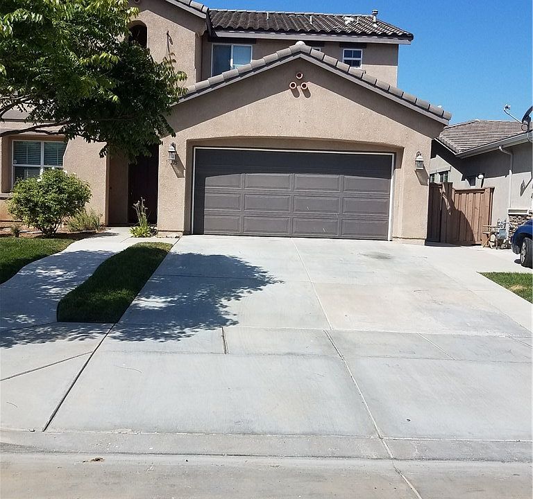 1st image of 19775 Silverwood Dr