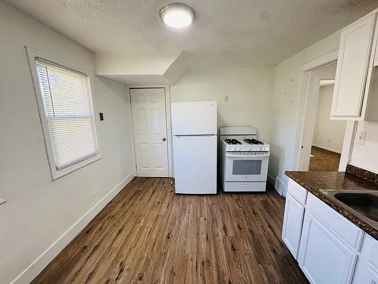 10422 Dove Ave — Photo 25