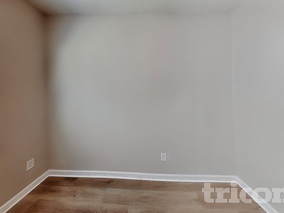 5th image of 209 Ashmere Ct