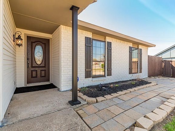 2nd image of 5404 Strickland Cir