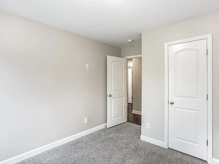 1021 Ramsgate Dr SW — Photo 16