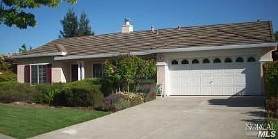 1st image of 19 Caber Ct