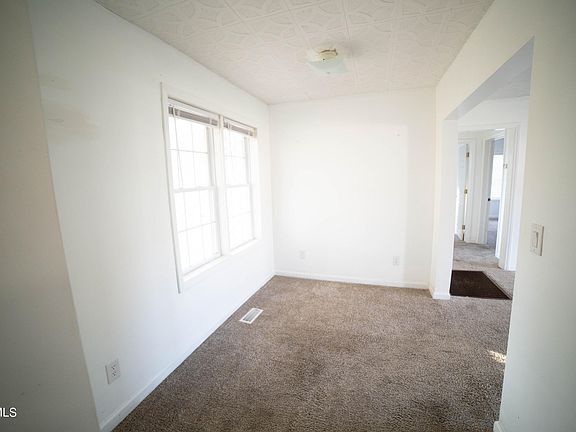 5th image of 532 Rich Dr