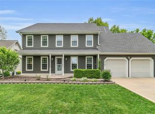 8507 Constance St, Lenexa, KS 66215