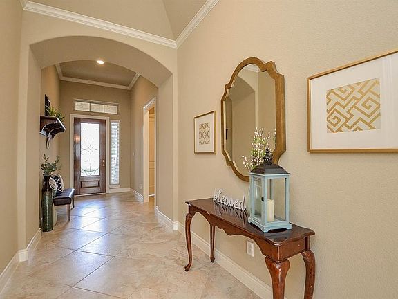 4th image of 2823 Walnut Crest Dr