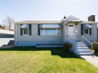 920 King St, Fall River, MA 02724