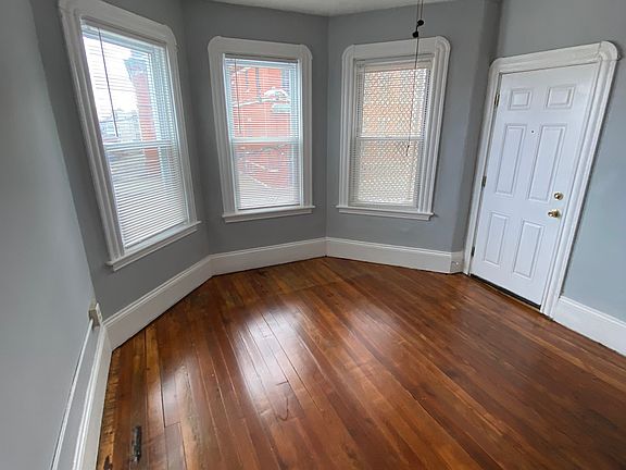 3rd image of 159 Frederick St #2E