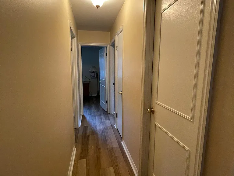 2111 Tamarack Ct — Photo 12