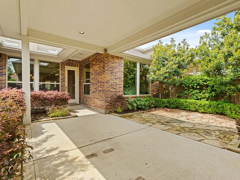 534 Imperial Blvd — Photo 38