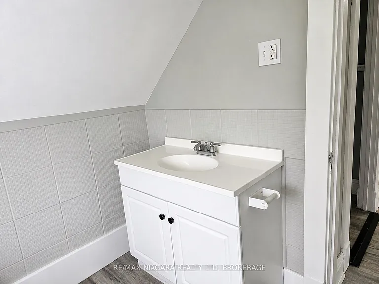 23 Avenue Pl #3 — Photo 7