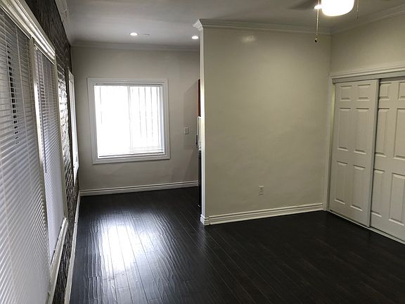 5th image of 738 S New Hampshire Ave APT 109